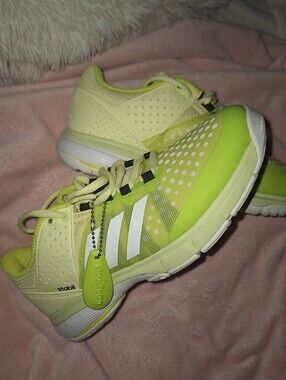 NWOT Addidas Court Stabil Volleyball/pickleball Shoes
